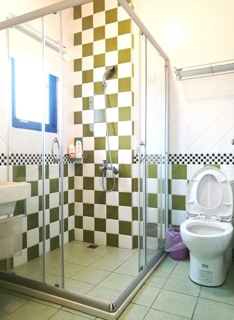 Love Ocean & Happy Bay Homestay 東港 エクステリア 写真
