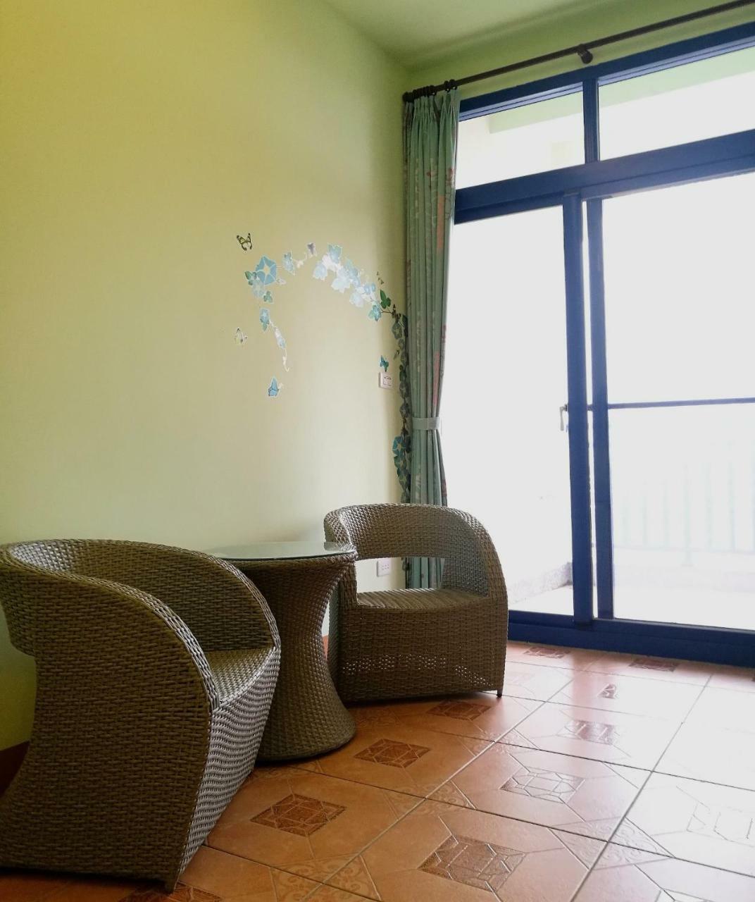 Love Ocean & Happy Bay Homestay 東港 エクステリア 写真